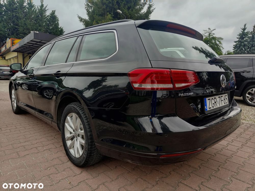 Volkswagen Passat 1.6 TDI (BlueMotion Technology) Trendline - 8