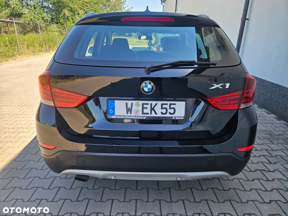 BMW X1 sDrive18d - 26