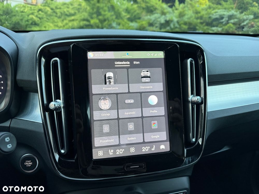 Volvo XC 40 B4 B DKG Plus Dark - 36