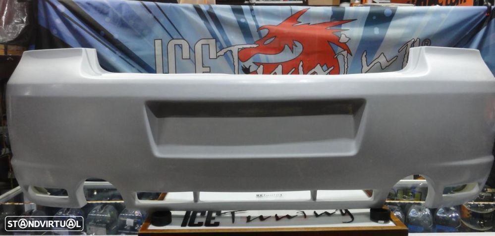 Para-choques traseiro em fibra VW Golf 4 / IV R32 LOOK - 1