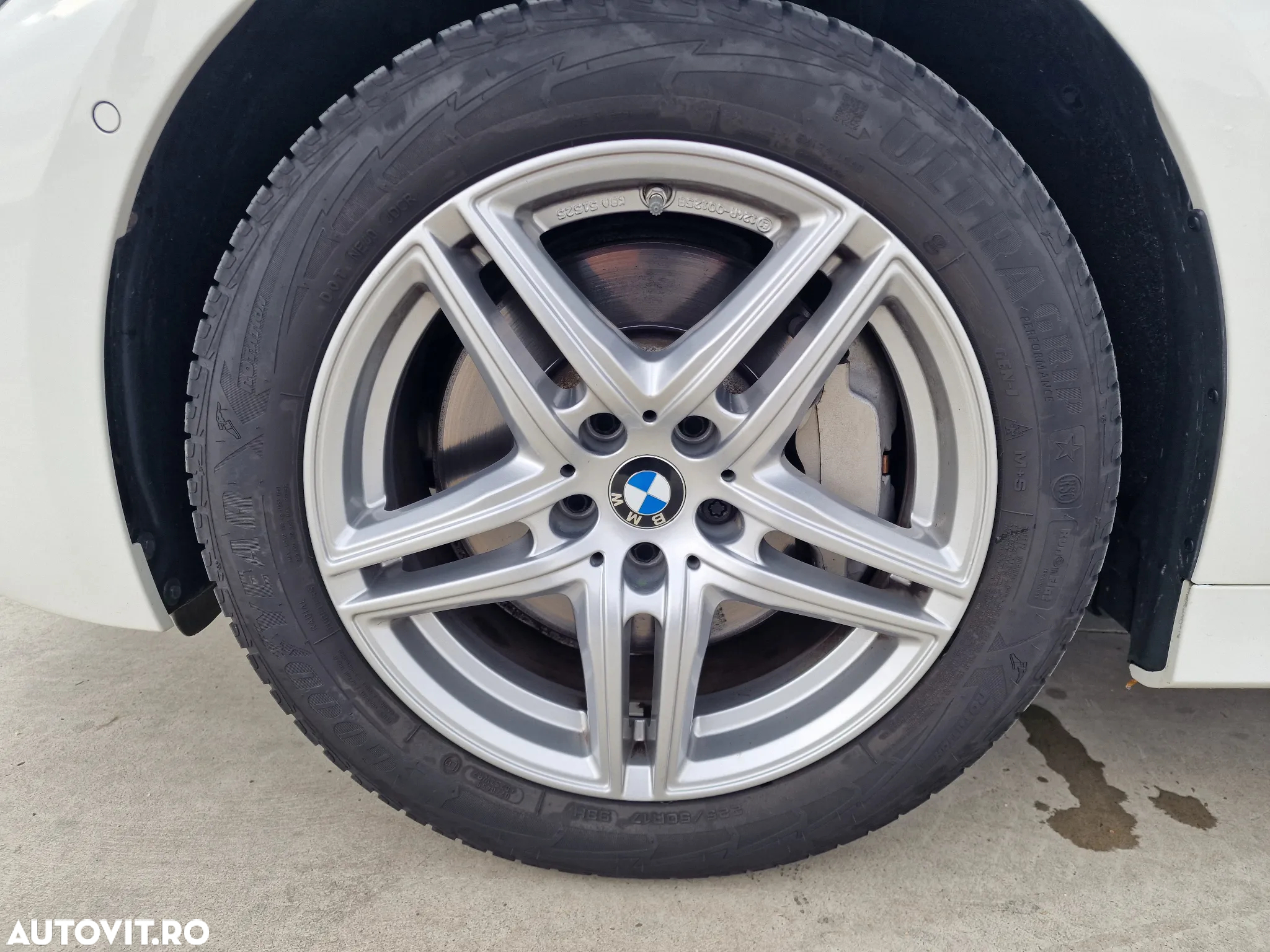 BMW Seria 3 330i AT Sport Line - 16