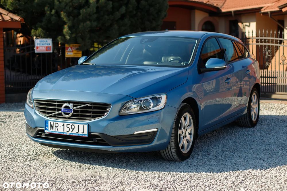 Volvo V60 D3 Geartronic Momentum - 20