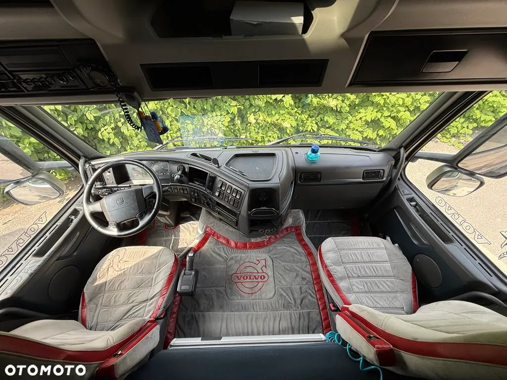 Volvo - 7