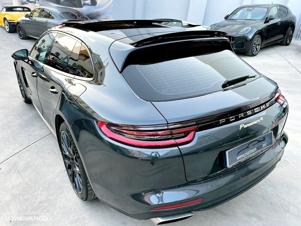 Porsche Panamera Sport Turismo 4 E-Hybrid Edition 10 Anos - 55
