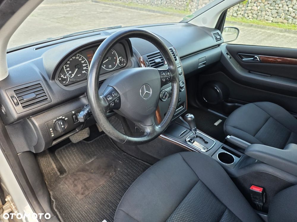 Mercedes-Benz Klasa A 170 Autotronic Elegance - 10