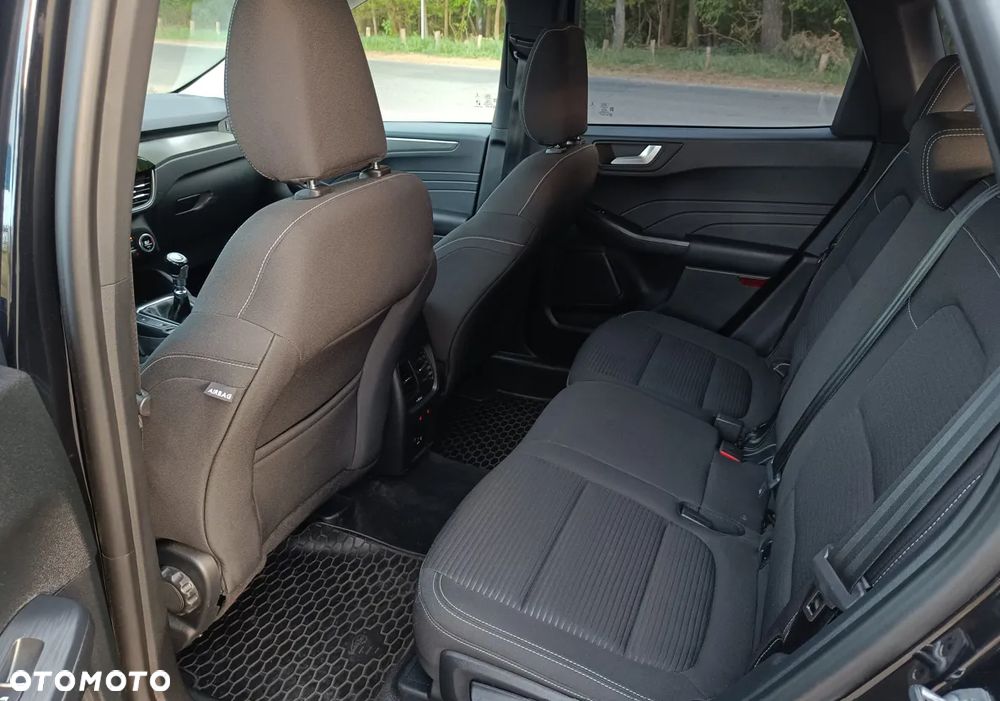 Ford Kuga 1.5 EcoBoost FWD Titanium - 15