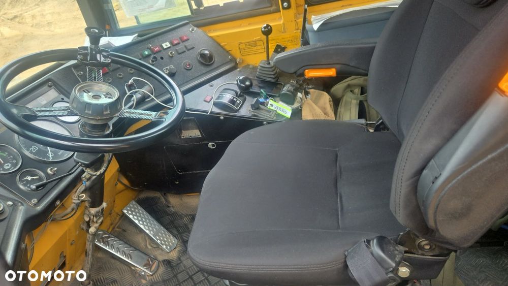 Volvo A25C - 4