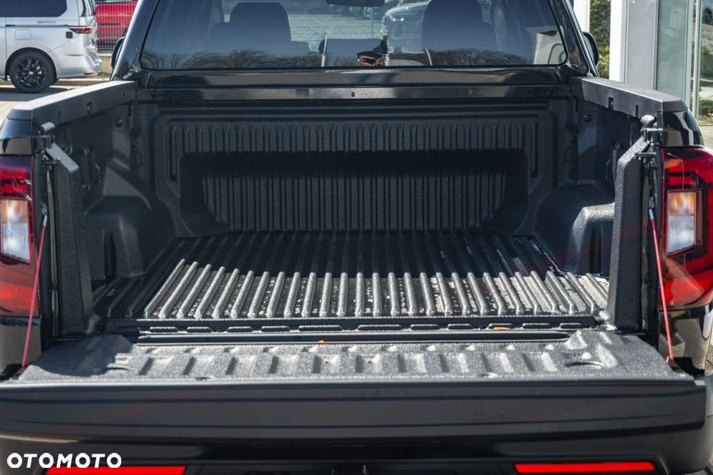 Volkswagen Amarok - 11