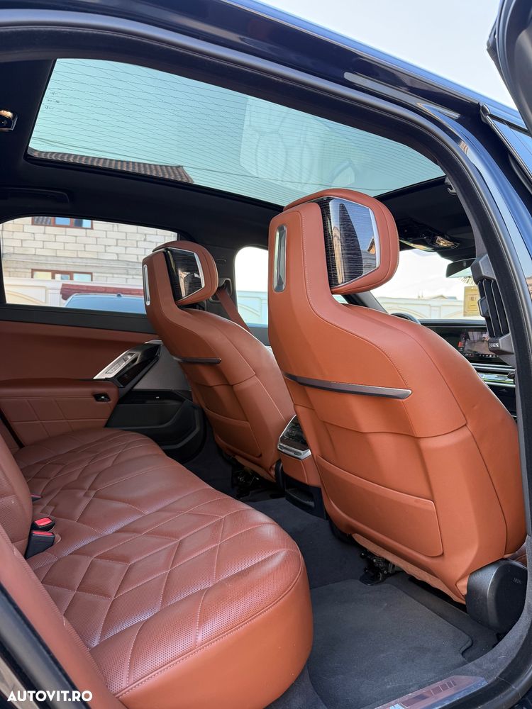 BMW Seria 7 740d xDrive - 22