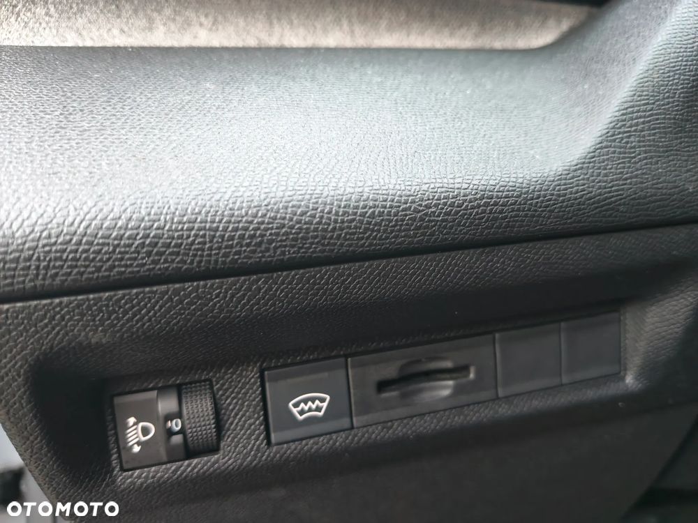 Peugeot 308 1.5 BlueHDi Allure Pack S&S EAT8 - 6