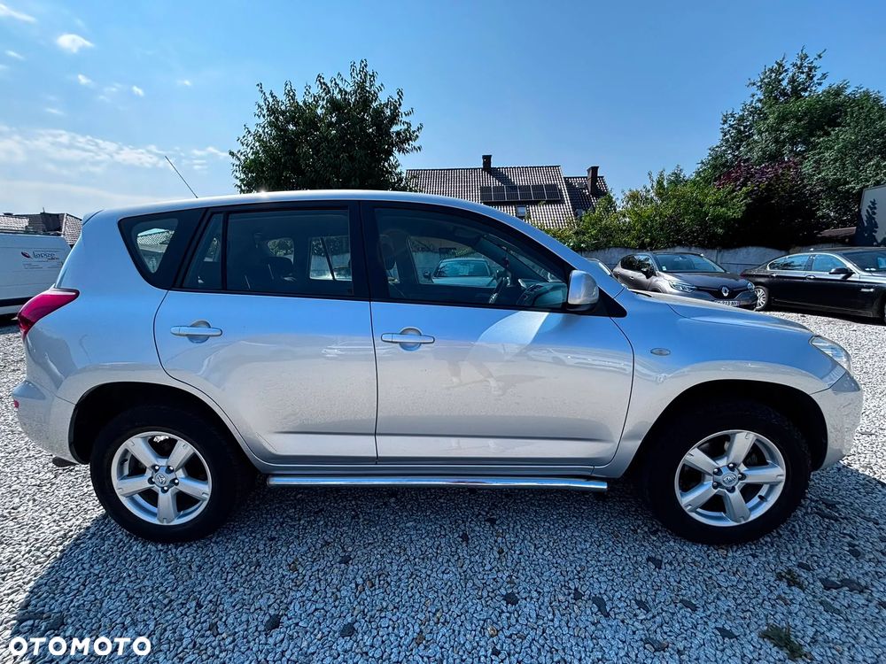 Toyota RAV4 2.0 VVT-i Premium - 4