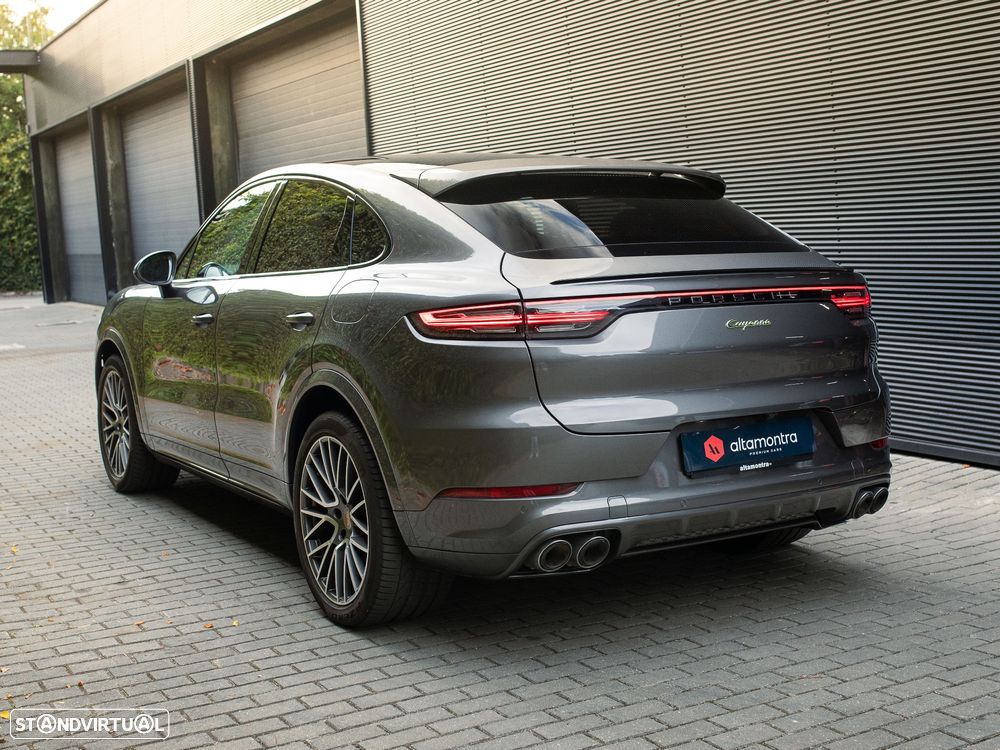 Porsche Cayenne Coupé E-Hybrid - 10