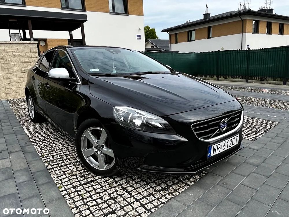 Volvo V40 D4 Summum - 1
