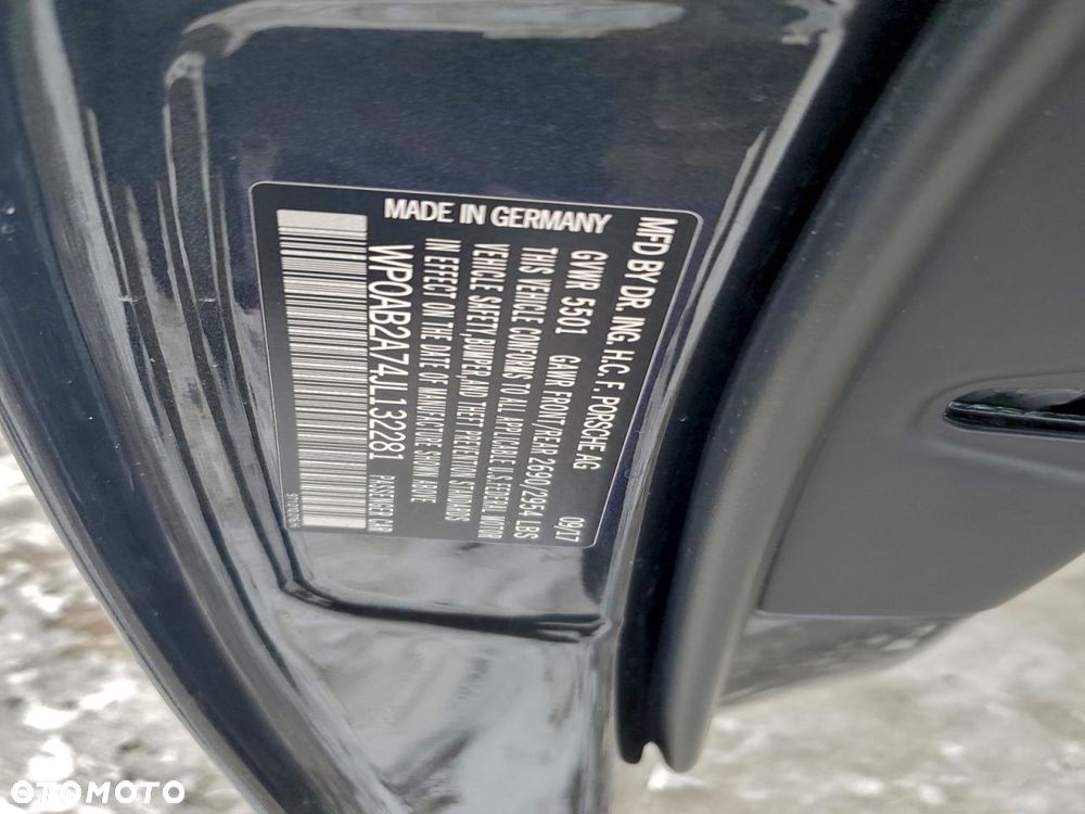 Porsche Panamera - 12