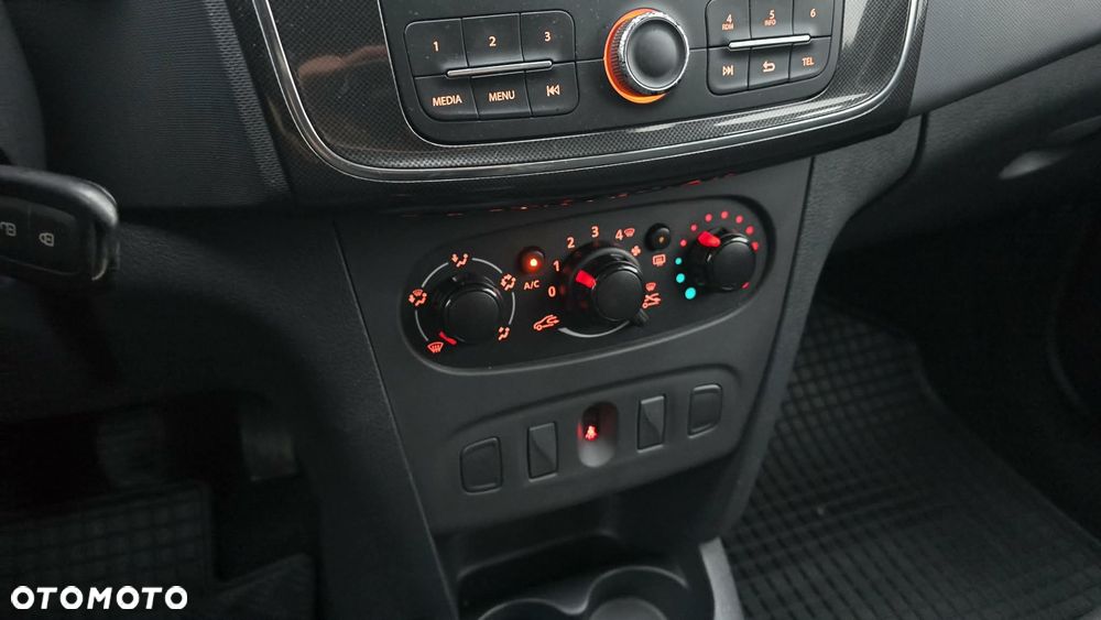 Dacia Sandero SCe 75 Ambiance - 13