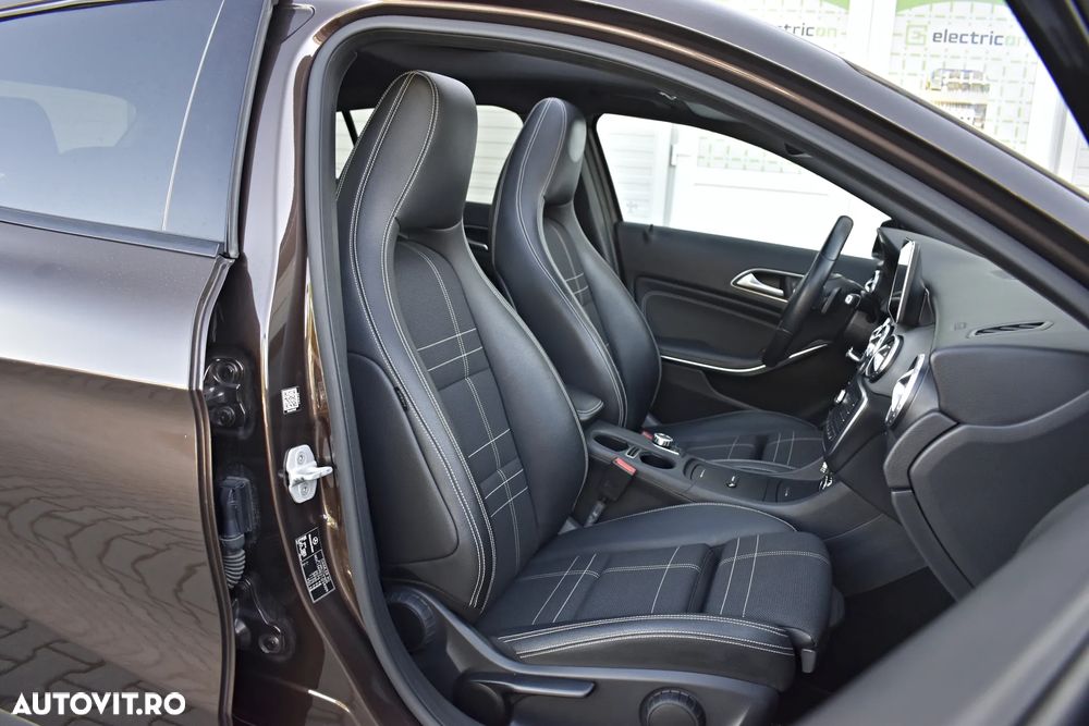 Mercedes-Benz GLA 200 (CDI) d 4Matic 7G-DCT - 12