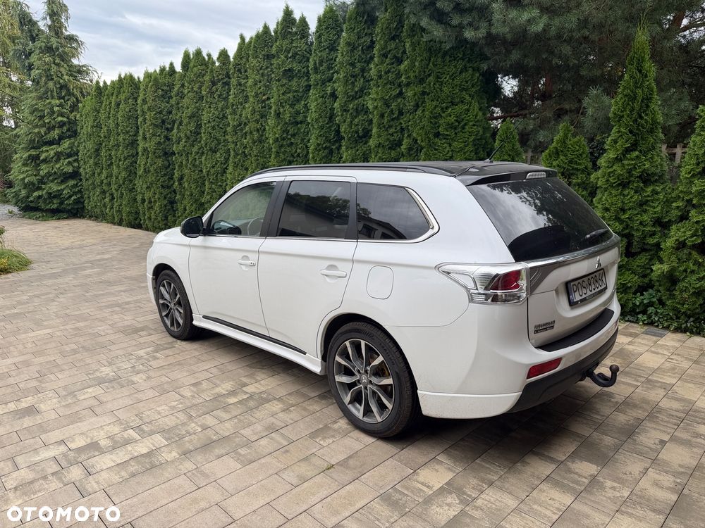 Mitsubishi Outlander 2.2 DID Intense - 31
