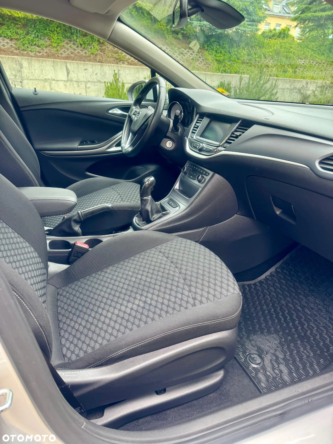 Opel Astra V 1.6 CDTI Enjoy - 9