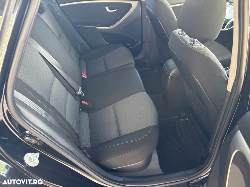 Hyundai i30 - 29