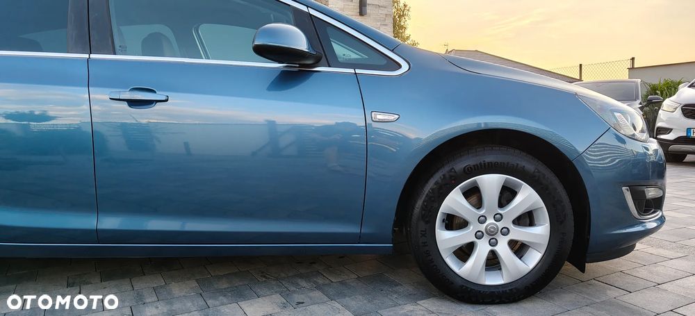 Opel Astra 1.4 Turbo Exklusiv - 9