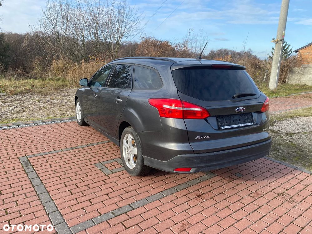 Ford Focus 1.0 EcoBoost Trend ASS - 6