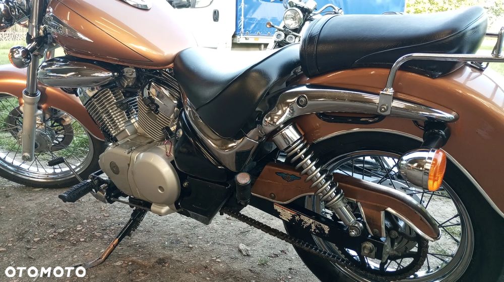 Suzuki Intruder - 4