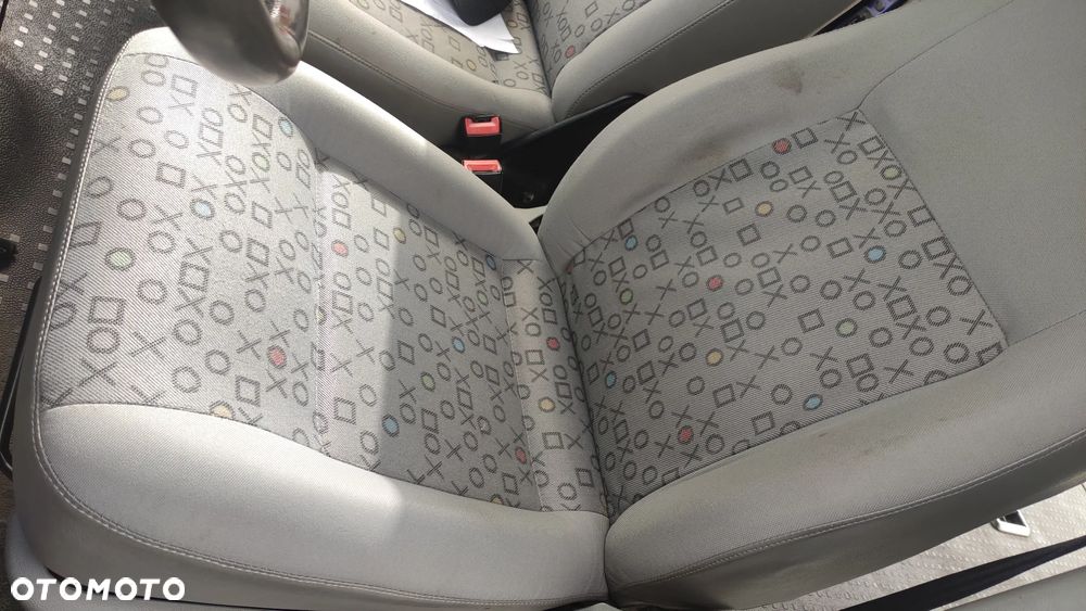 Volkswagen Transporter - 12