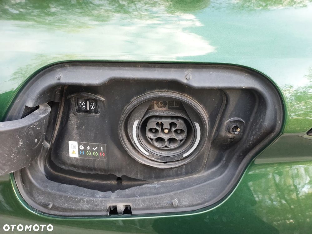 Peugeot 308 1.6 Hybrid PHEV Active Pack EAT8 - 9