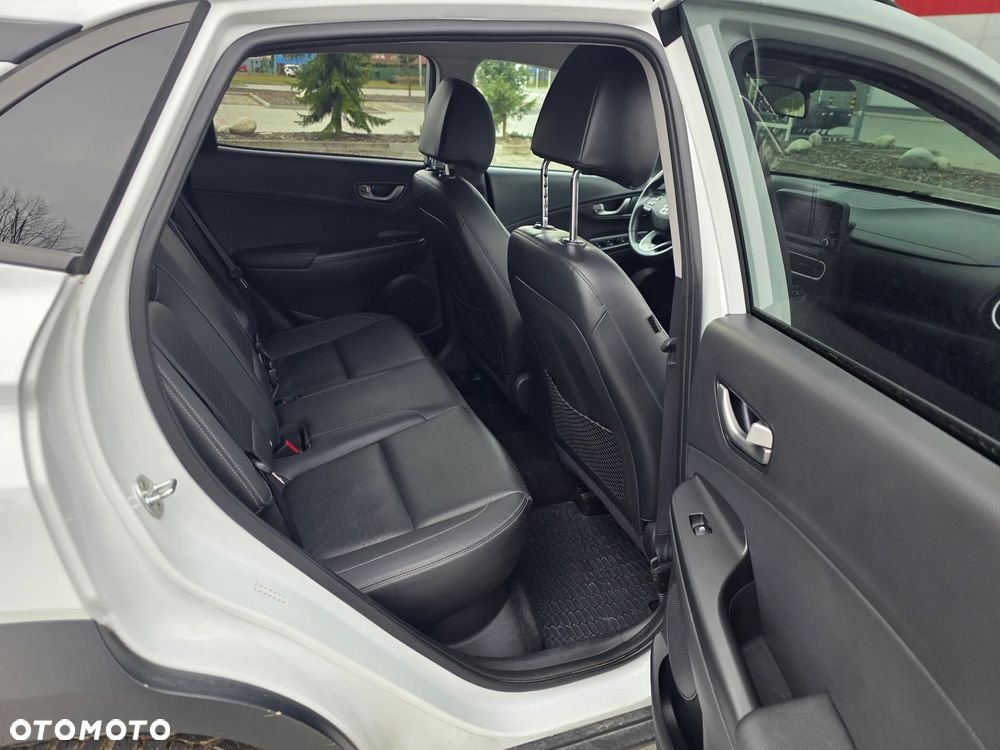 Hyundai Kona - 14