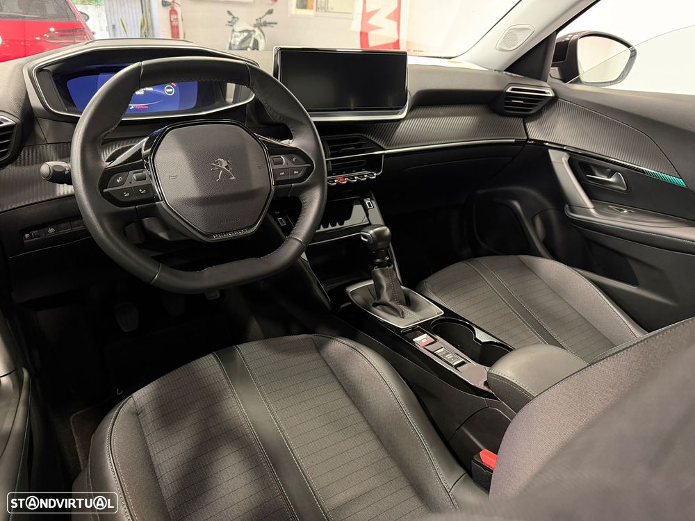 Peugeot 2008 PureTech 130 Stop&Start Allure - 24