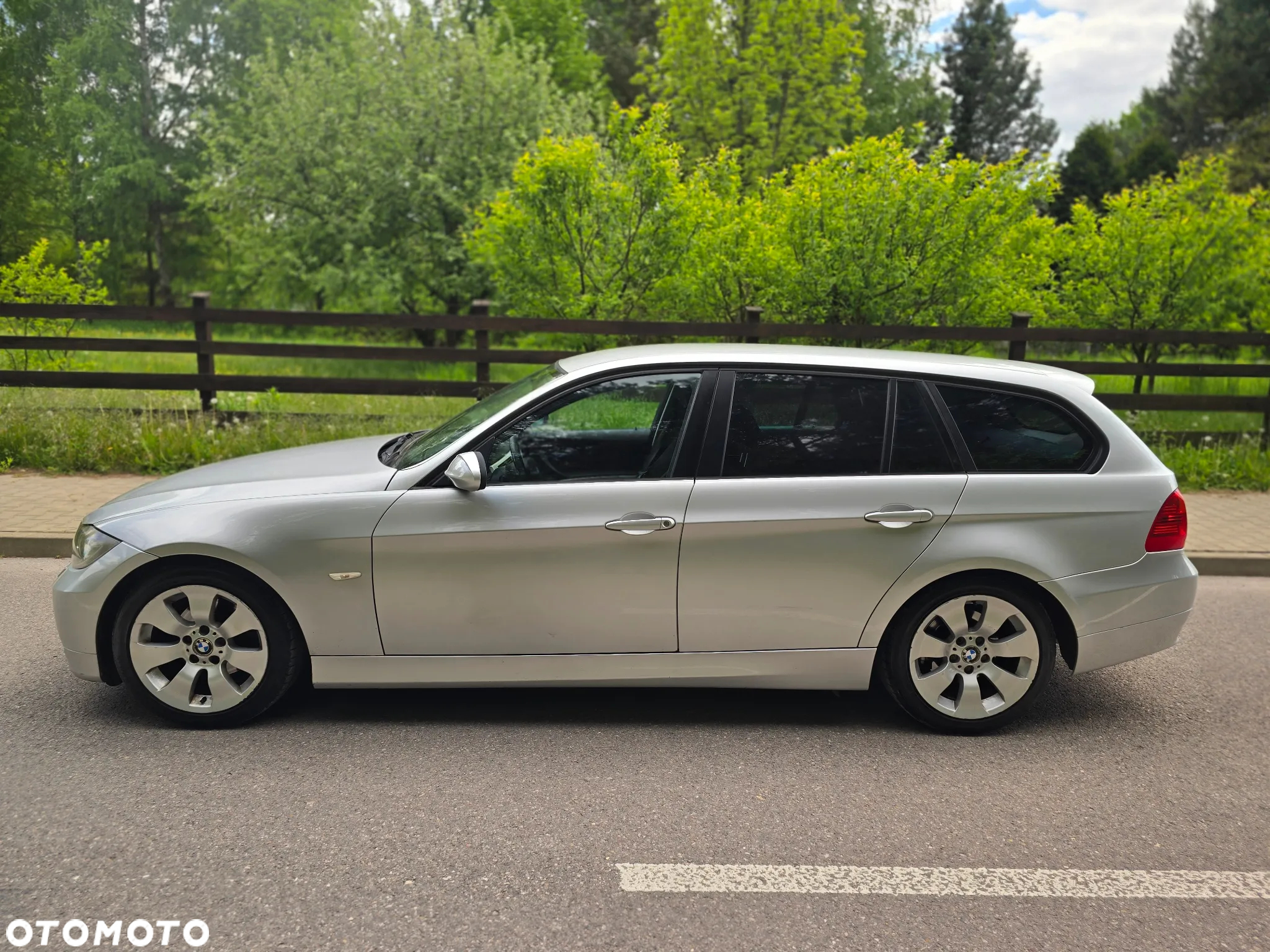 BMW Seria 3 320d Touring Efficient Dynamics Edition - 18