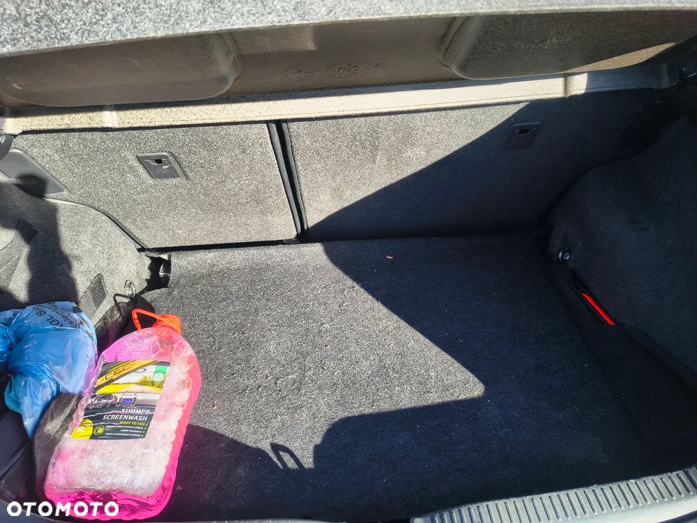 Toyota Auris 1.6 VVT-i Luna - 10