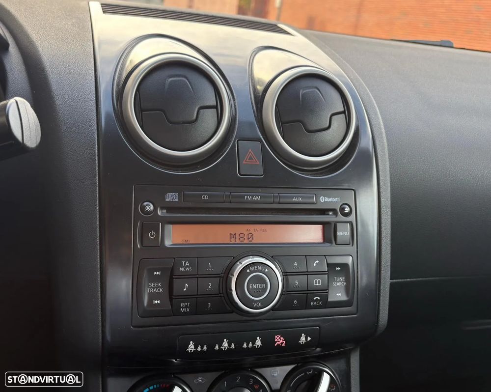 Nissan Qashqai 1.6 Acenta 17 - 11