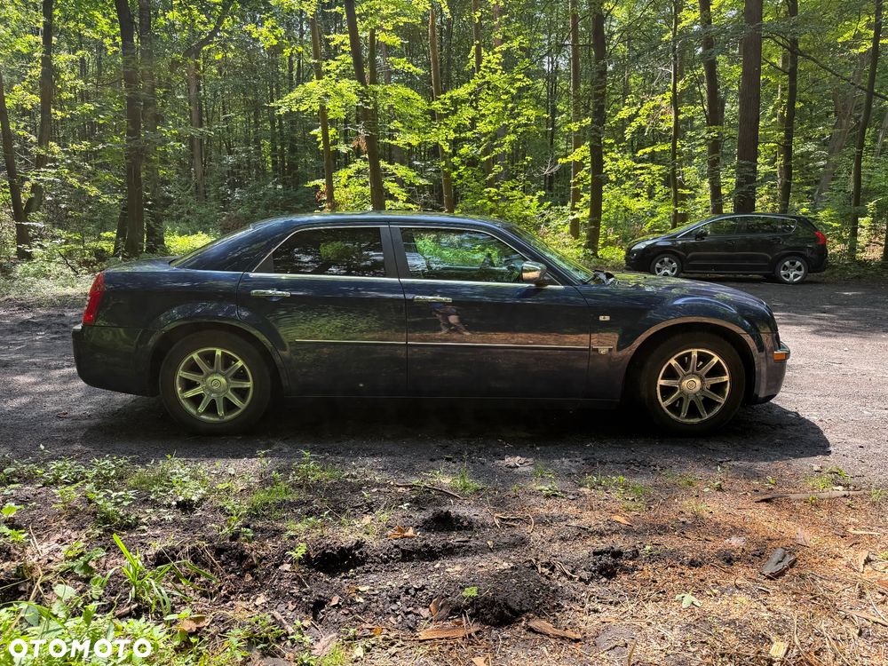 Chrysler 300C 5.7 V8 Hemi - 3