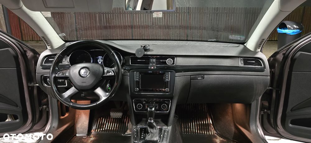 Skoda Superb 2.0 TDI Platinum DSG - 15