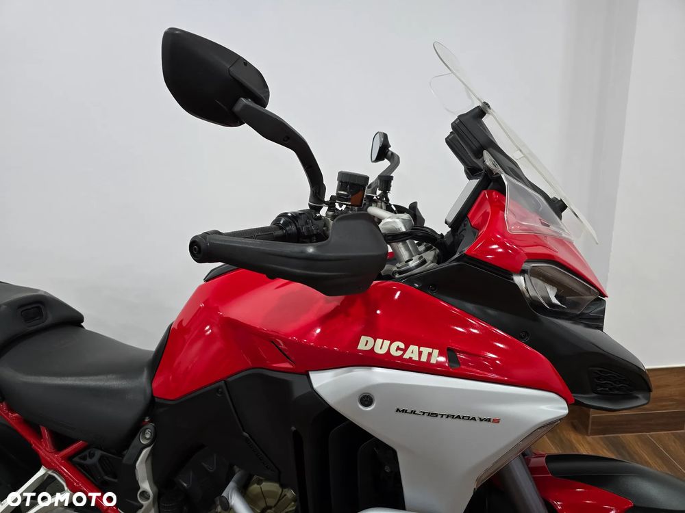 Ducati Multistrada - 25