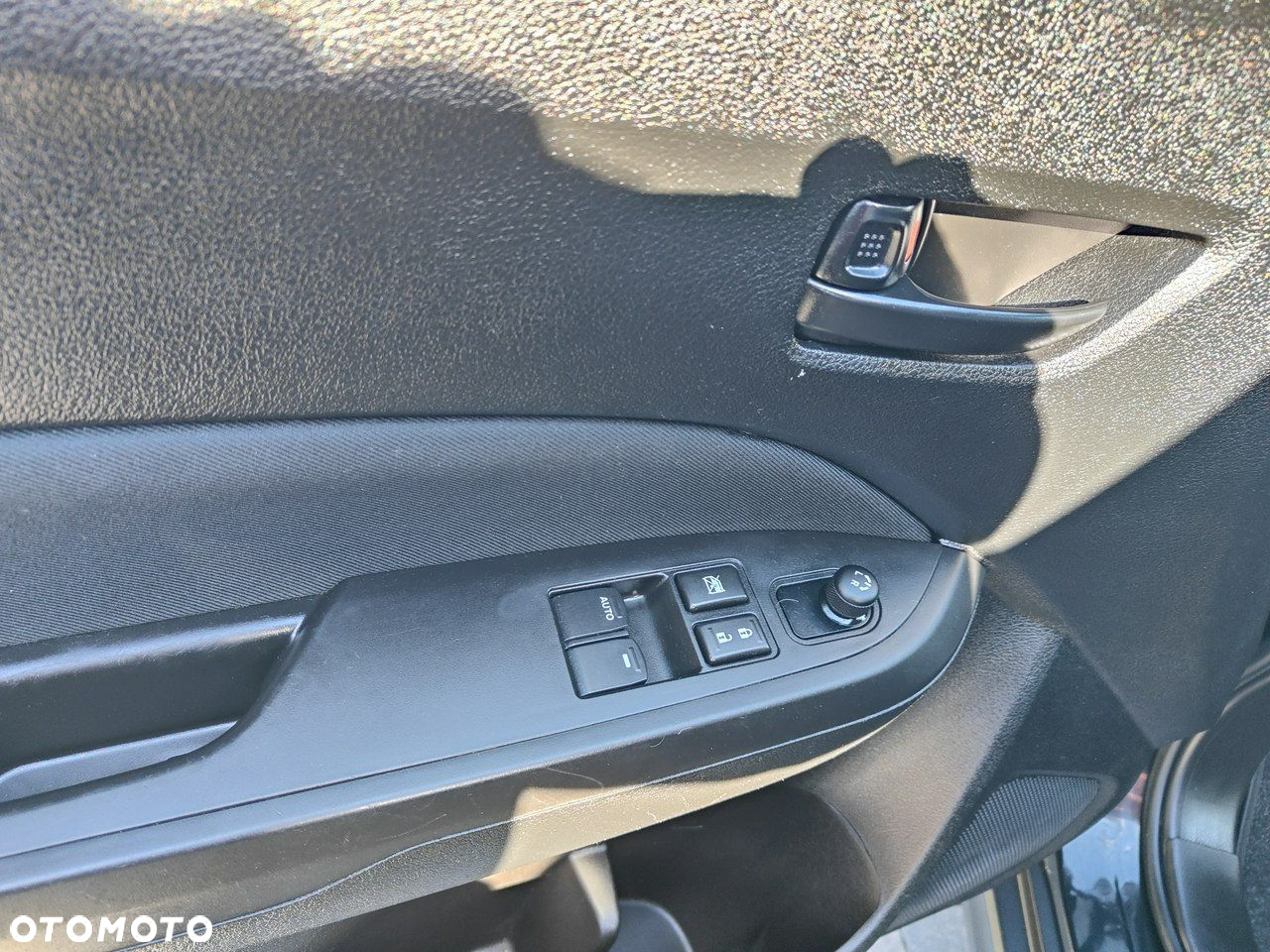 Suzuki Vitara 1.6 Comfort 2WD - 17