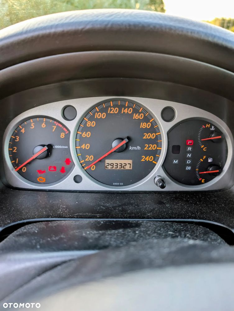 Honda Stream 2.0i ES - 25
