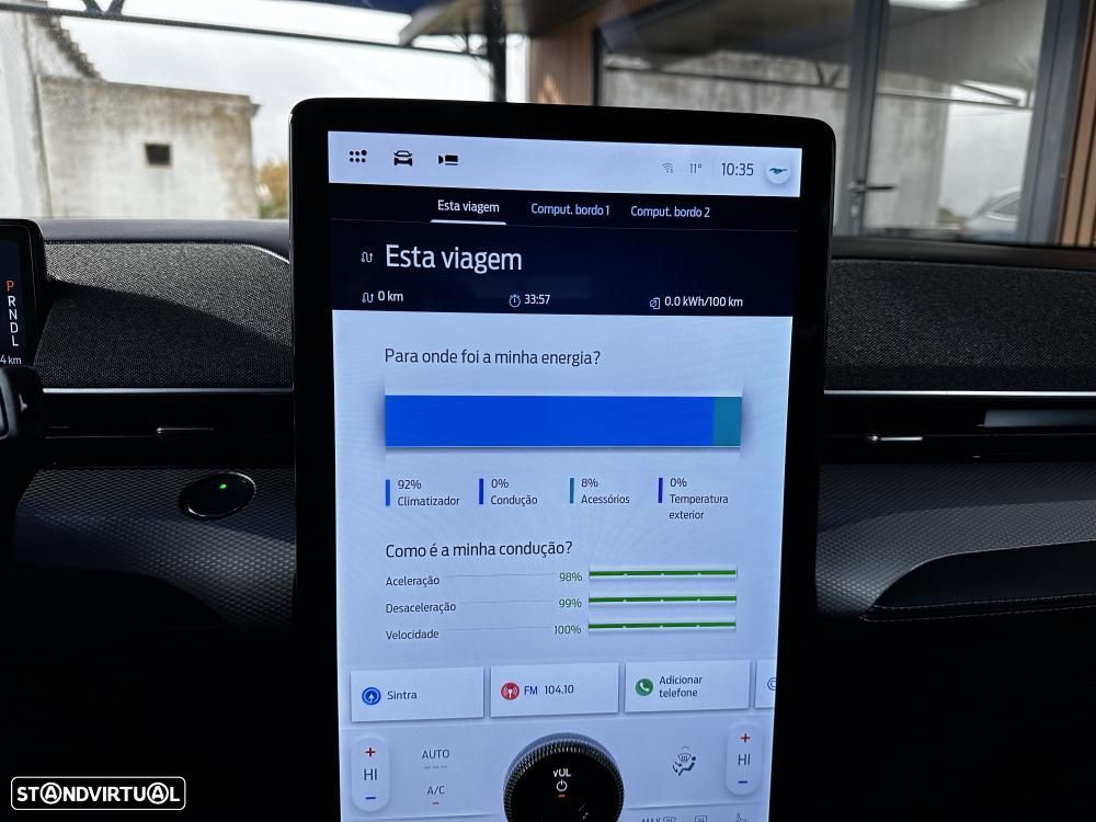 Ford Mustang Mach-E Standard - 31