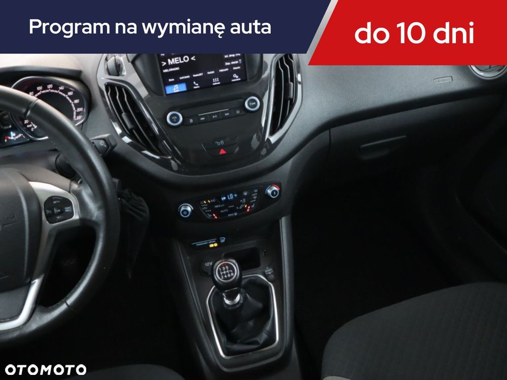 Ford Tourneo Courier - 10