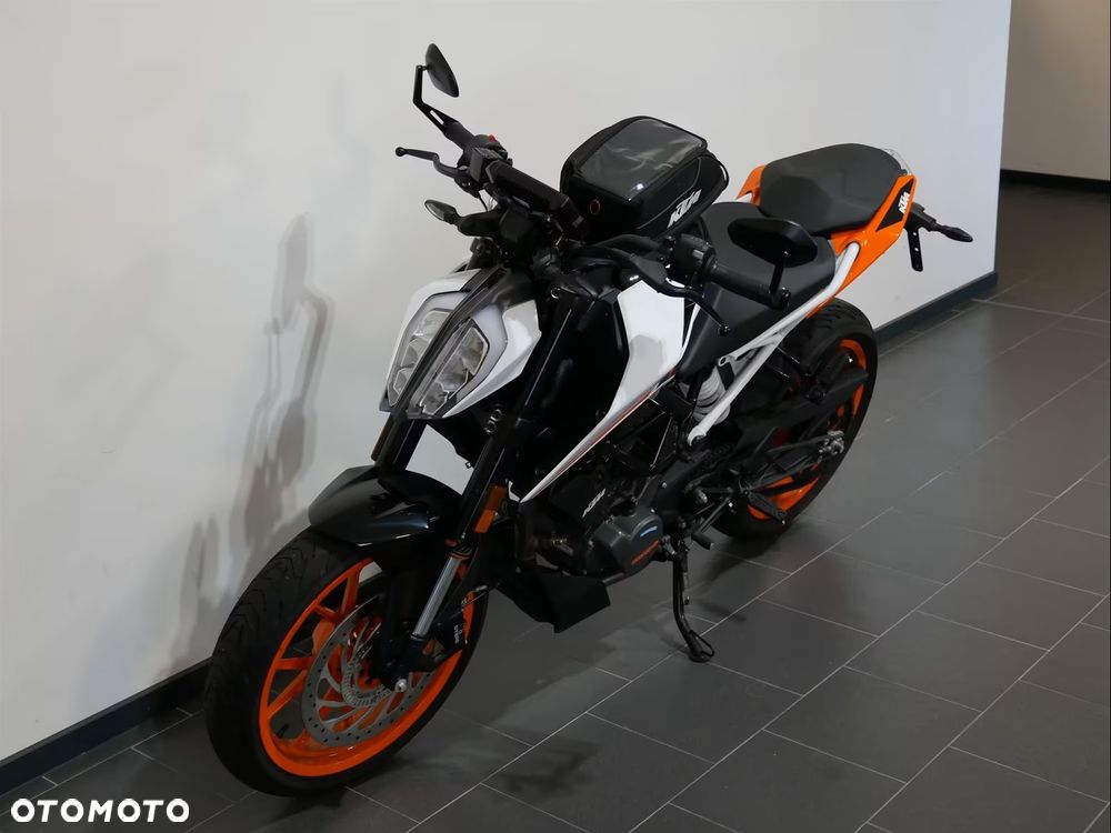 KTM Duke - 4