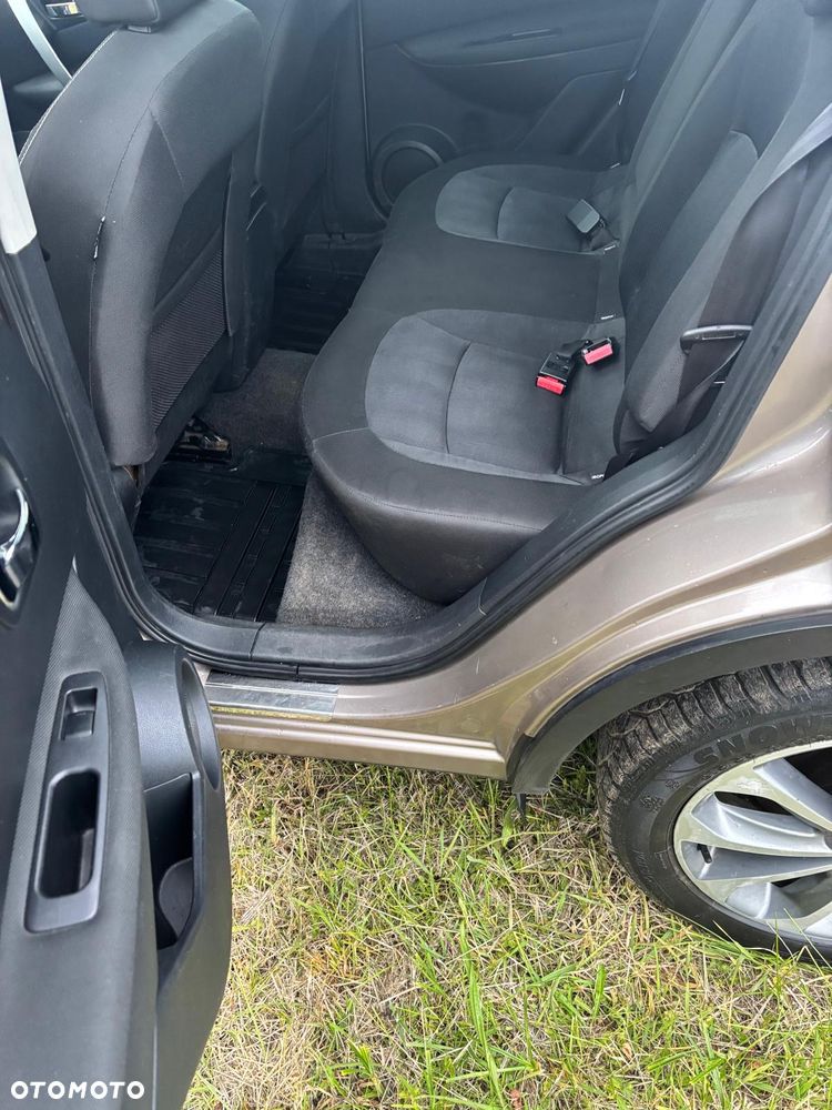 Nissan Qashqai 2.0 4x4 Lounge CVT - 16