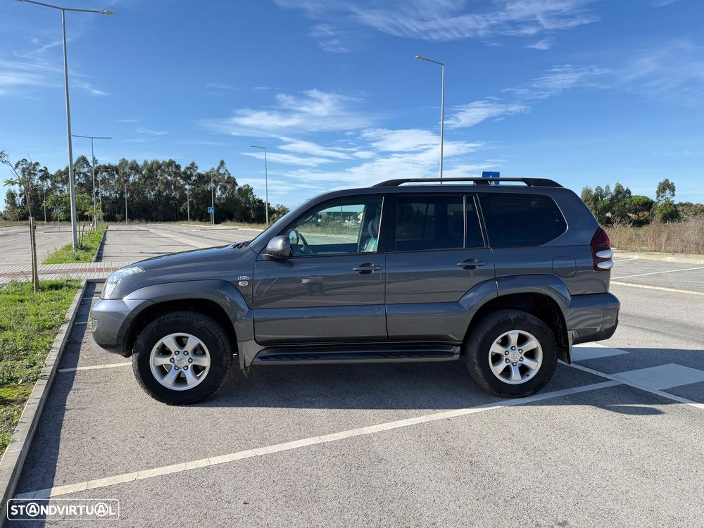 Toyota Land Cruiser D-4D Auto Executive - 7