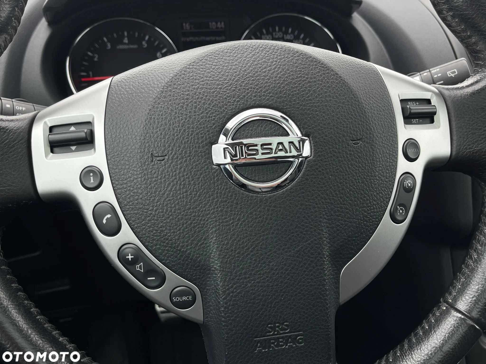 Nissan Qashqai 2.0 tekna - 26