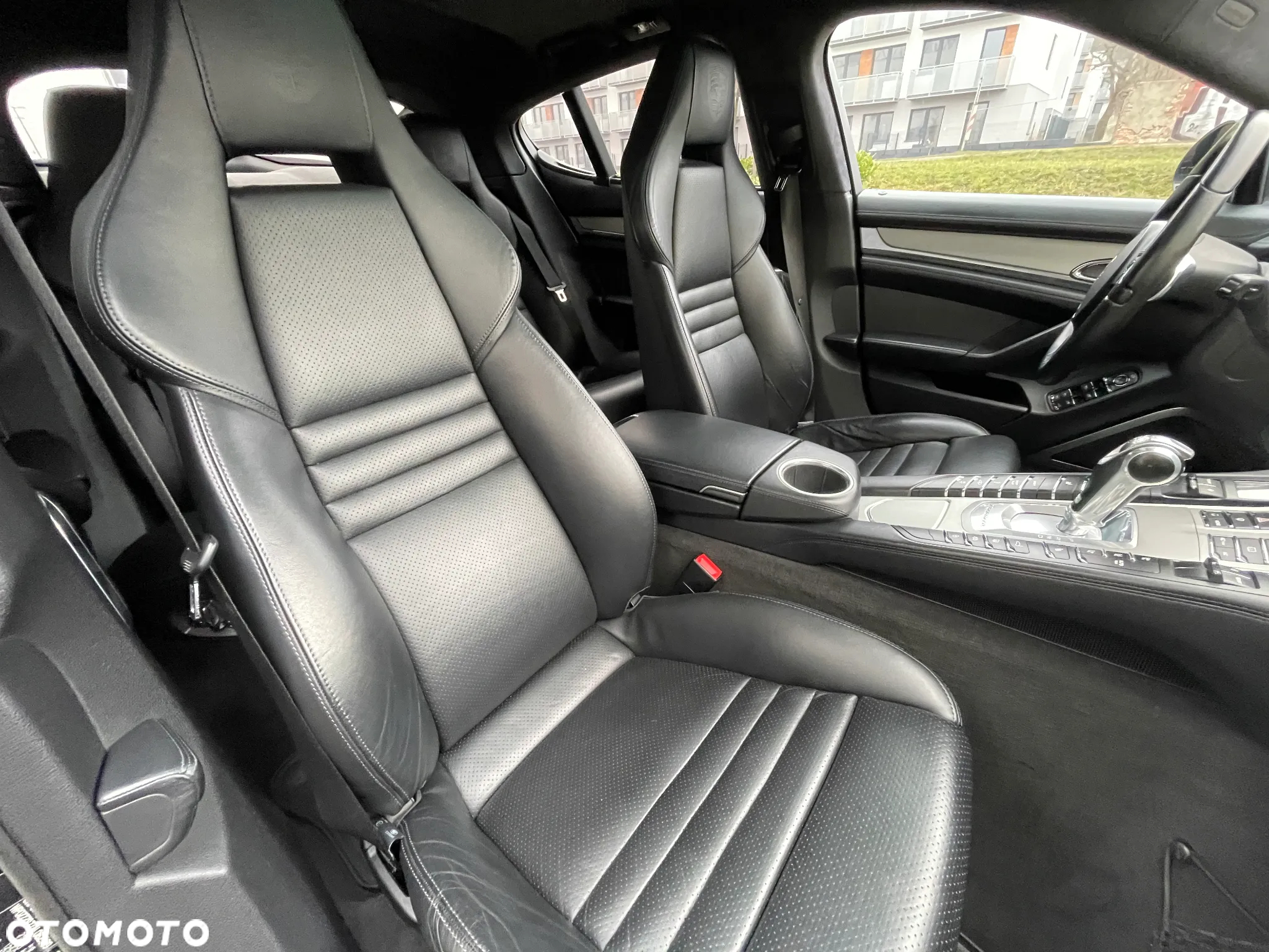 Porsche Panamera Turbo - 25