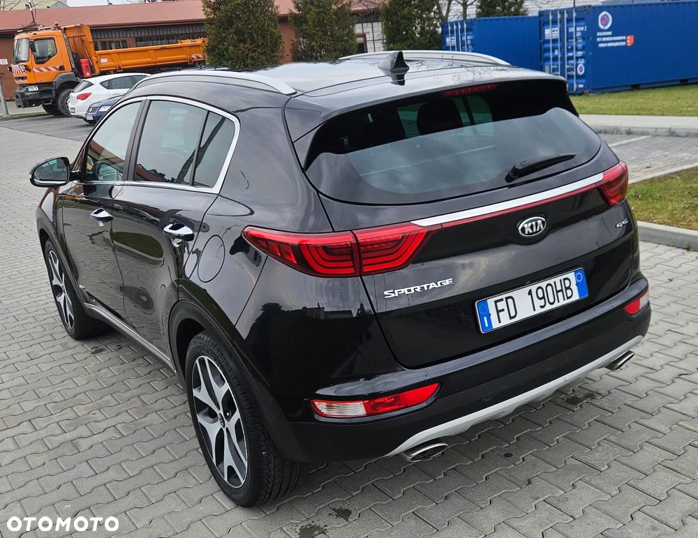 Kia Sportage 2.0 CRDI AWD Dream-Team Edition - 8