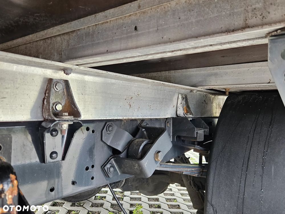Iveco Daily 35-210, Hi-Matic Kontener plus winda 750 kg. - 11