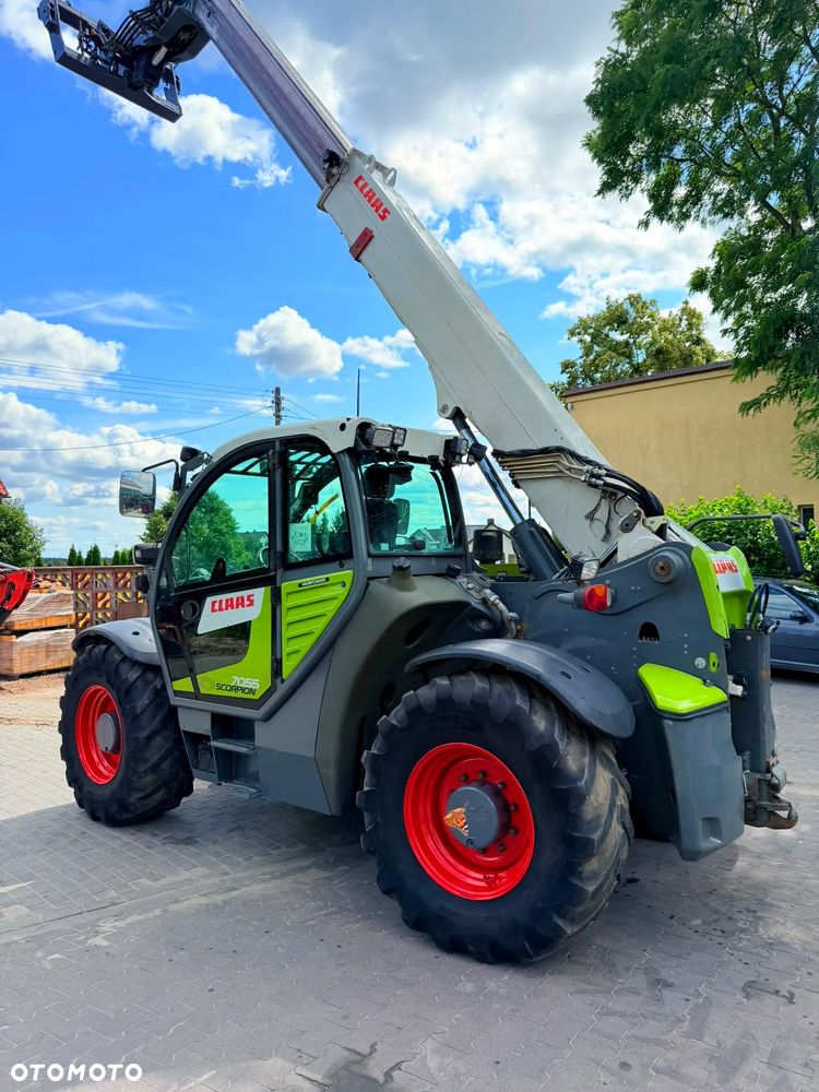 Claas Scorpion 7055 Varipower - 10