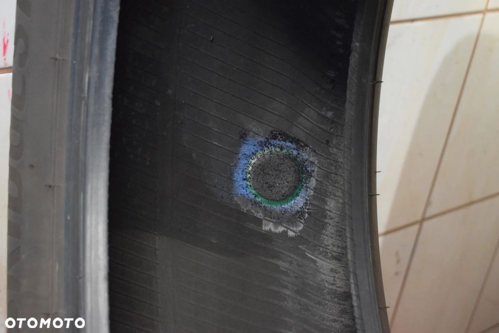 R20 235/50 Bridgestone Alenza 001 - 6
