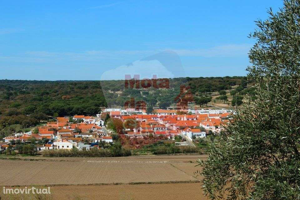 Terreno urbano para construção - Grande imagem: 3/4